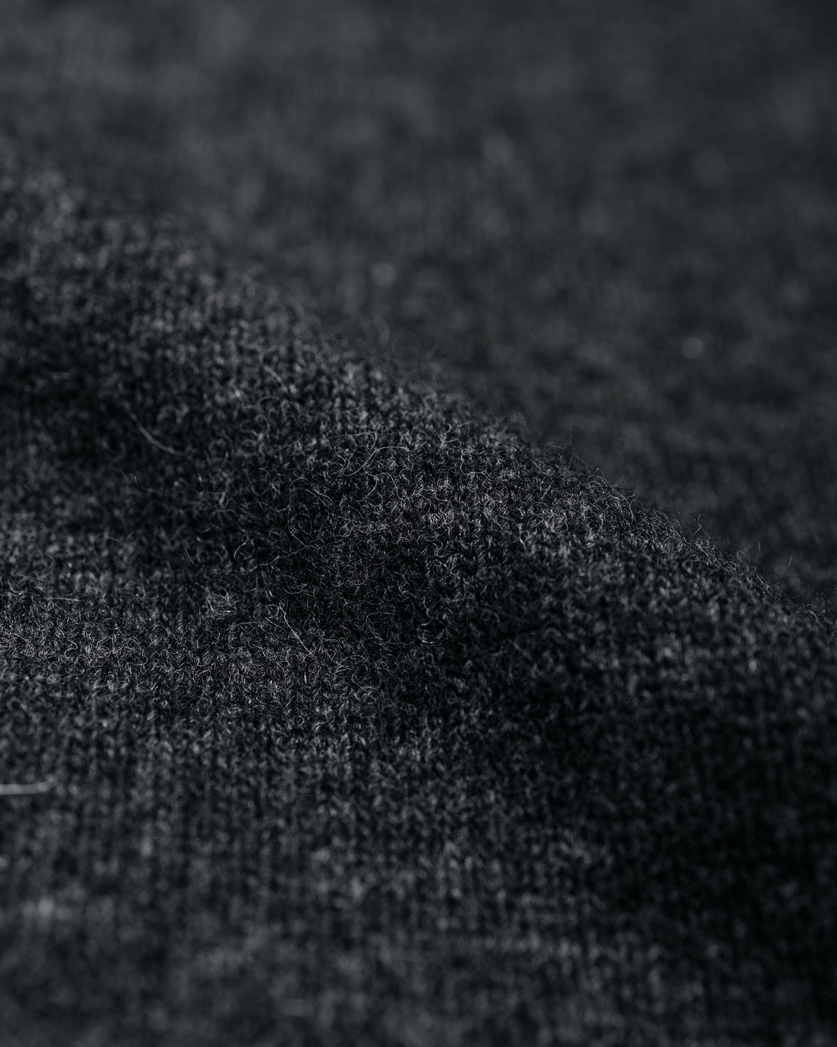 Amomento Racoon Hoodie Knit Charcoal