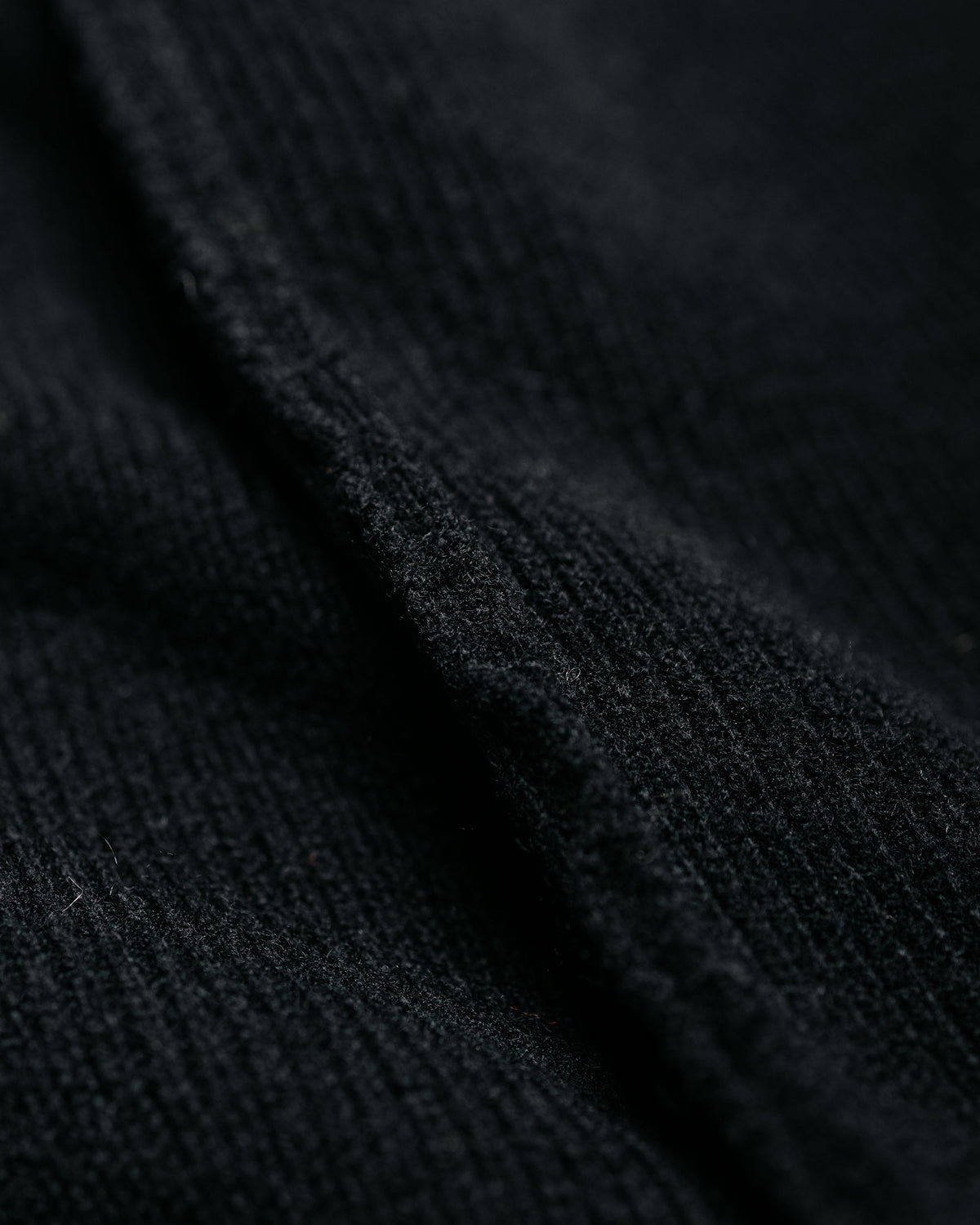 CASEY CASEY Inside Out Seam Jumper Woocash Black