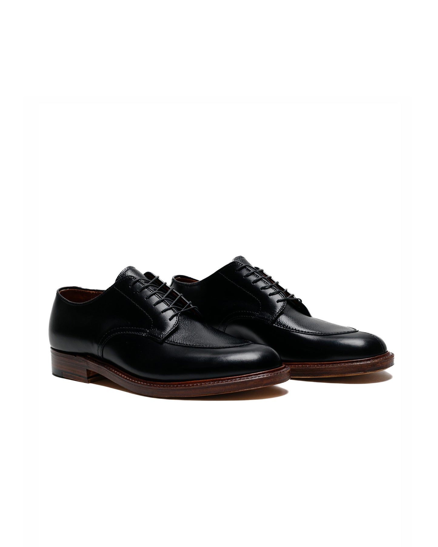 lost & found Alden Alden V Tip Blucher Black Calfskin/Black Regina Grain G2603
