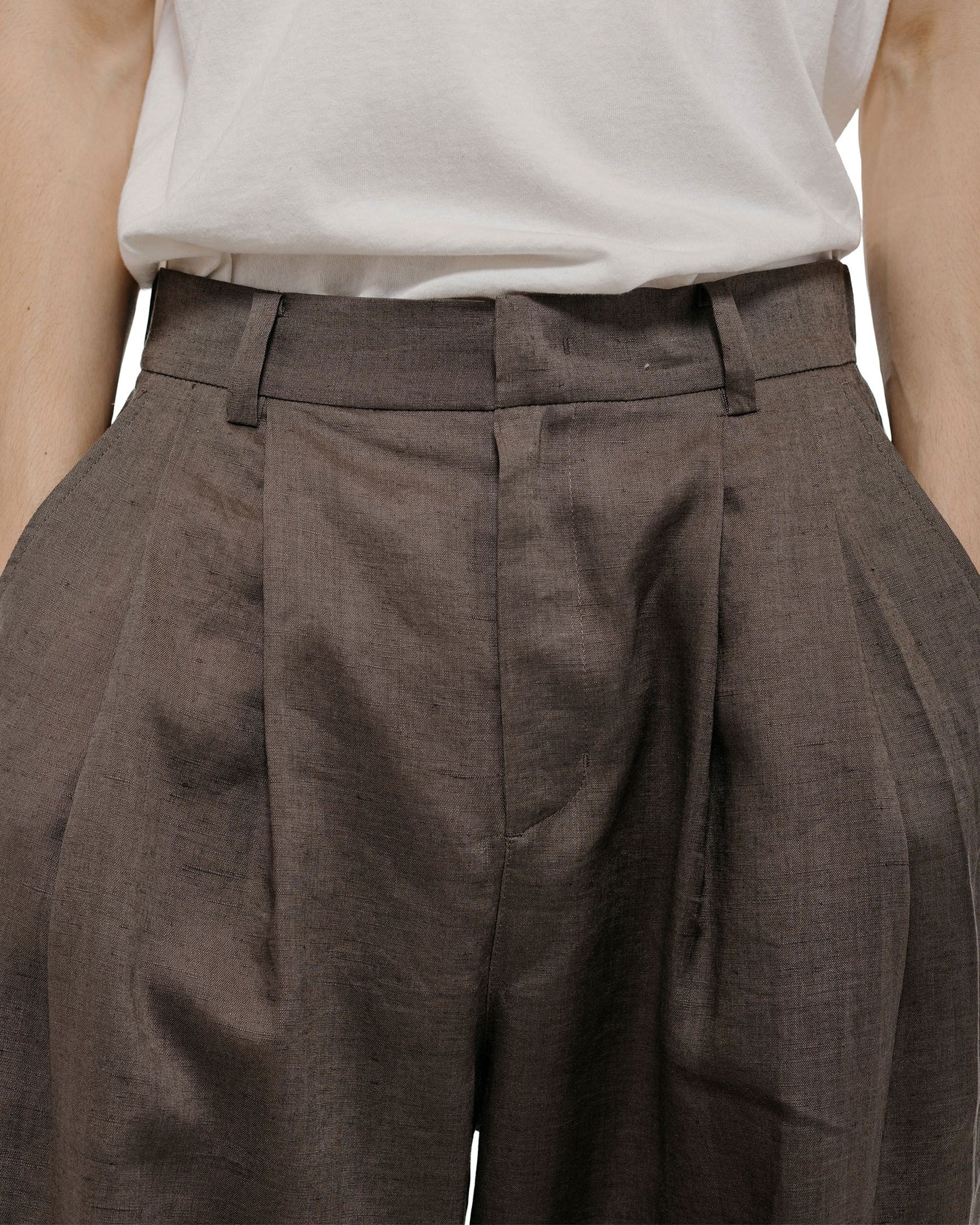 lost & found Amomento Amomento Linen Two Tuck Wide Pants Khaki