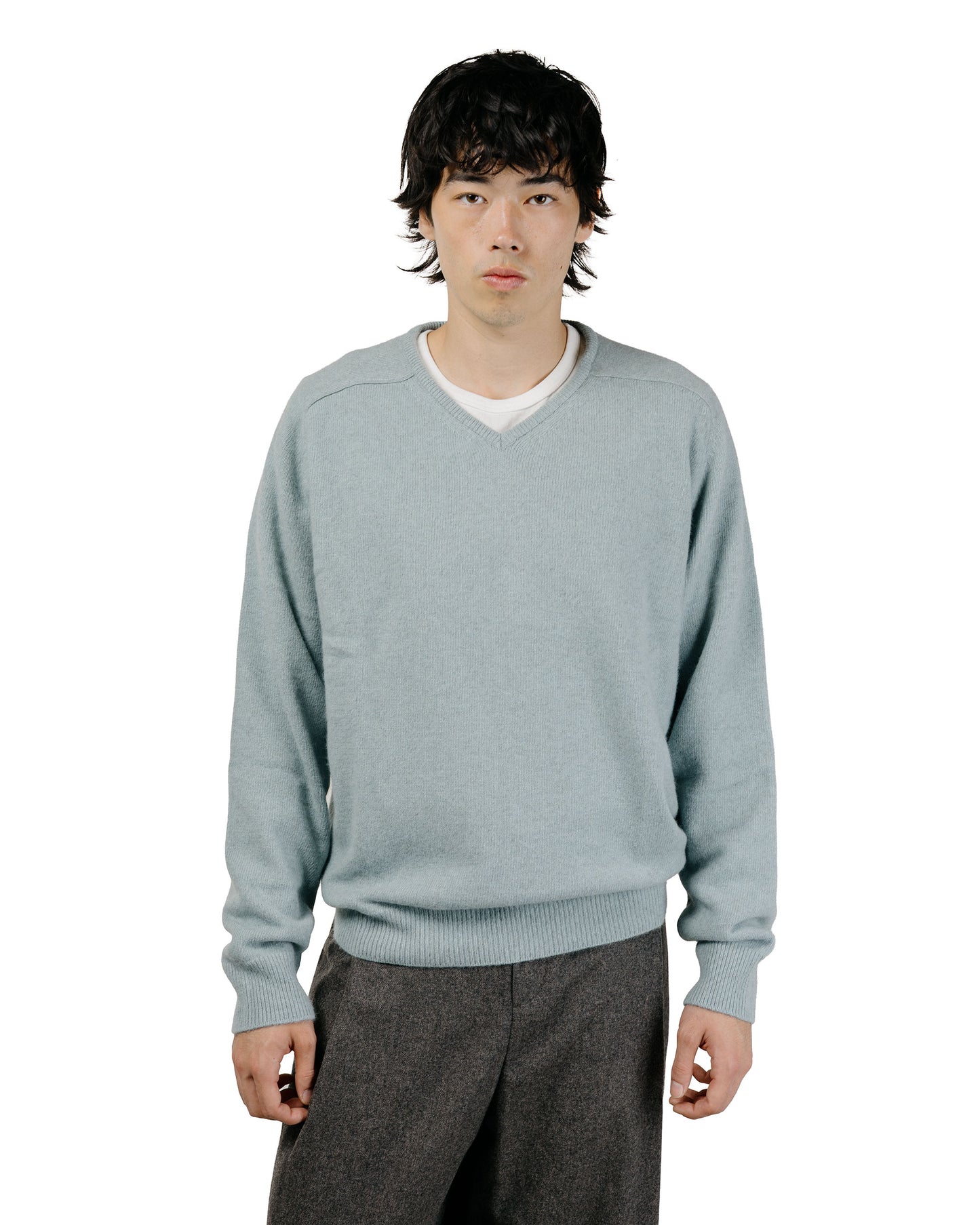 Amomento Racoon V-Neck Knit Mint