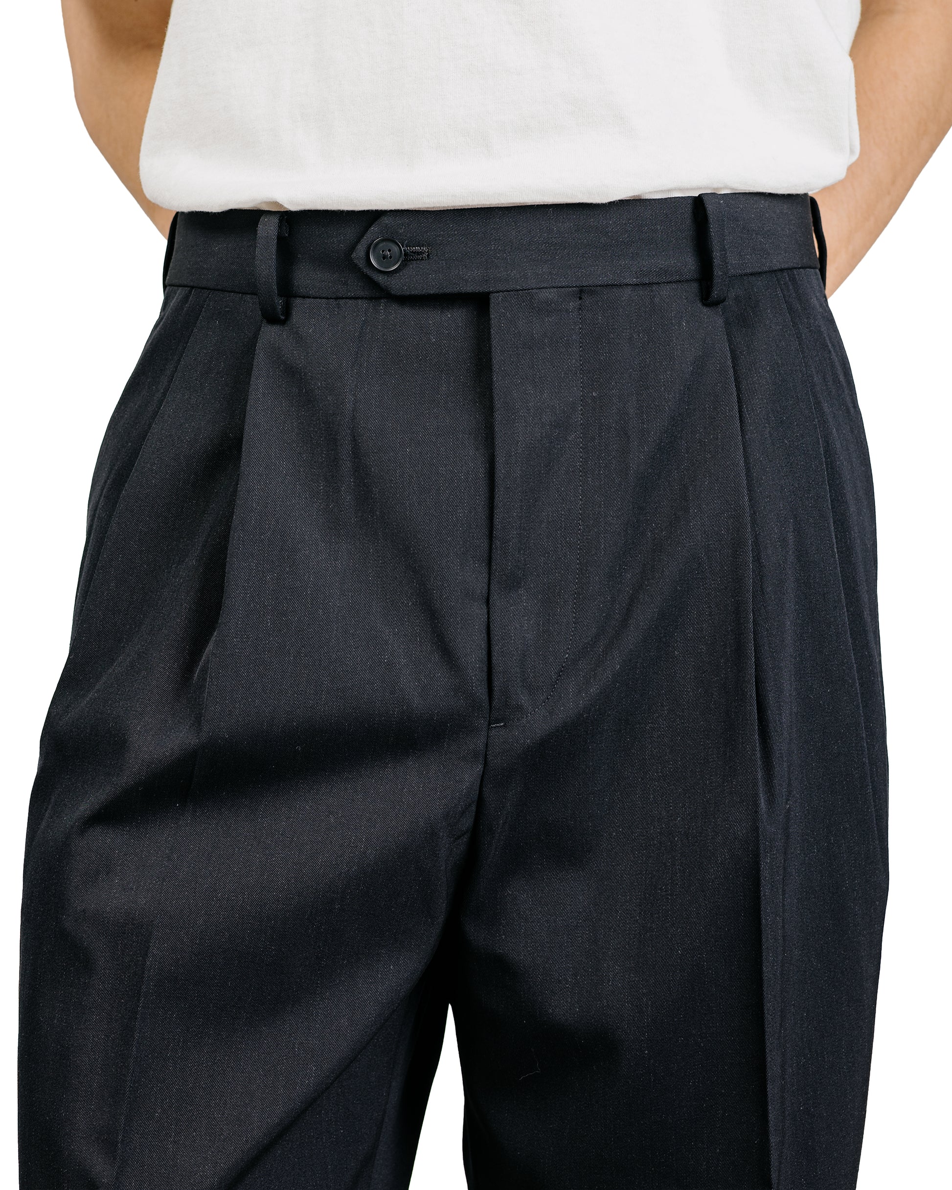 lost & found Auralee Auralee Light Wool Max Gabardine Two-Tuck Slacks Top Black