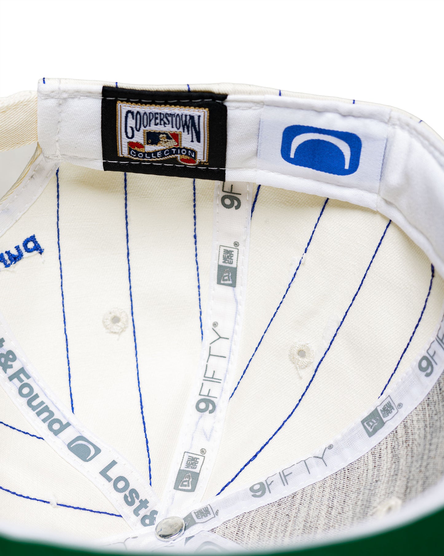Lost & Found / MLB© - Toronto Blue Jays New Era Retro Crown Pinstripe Hat Off White/Royal