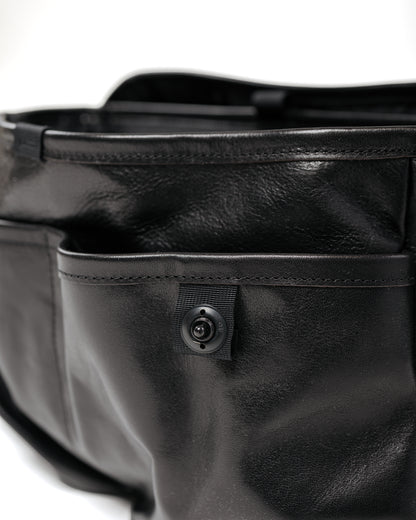 lost & found MAN-TLE MAN-TLE R20G4 'Mini Messenger' Black Hide
