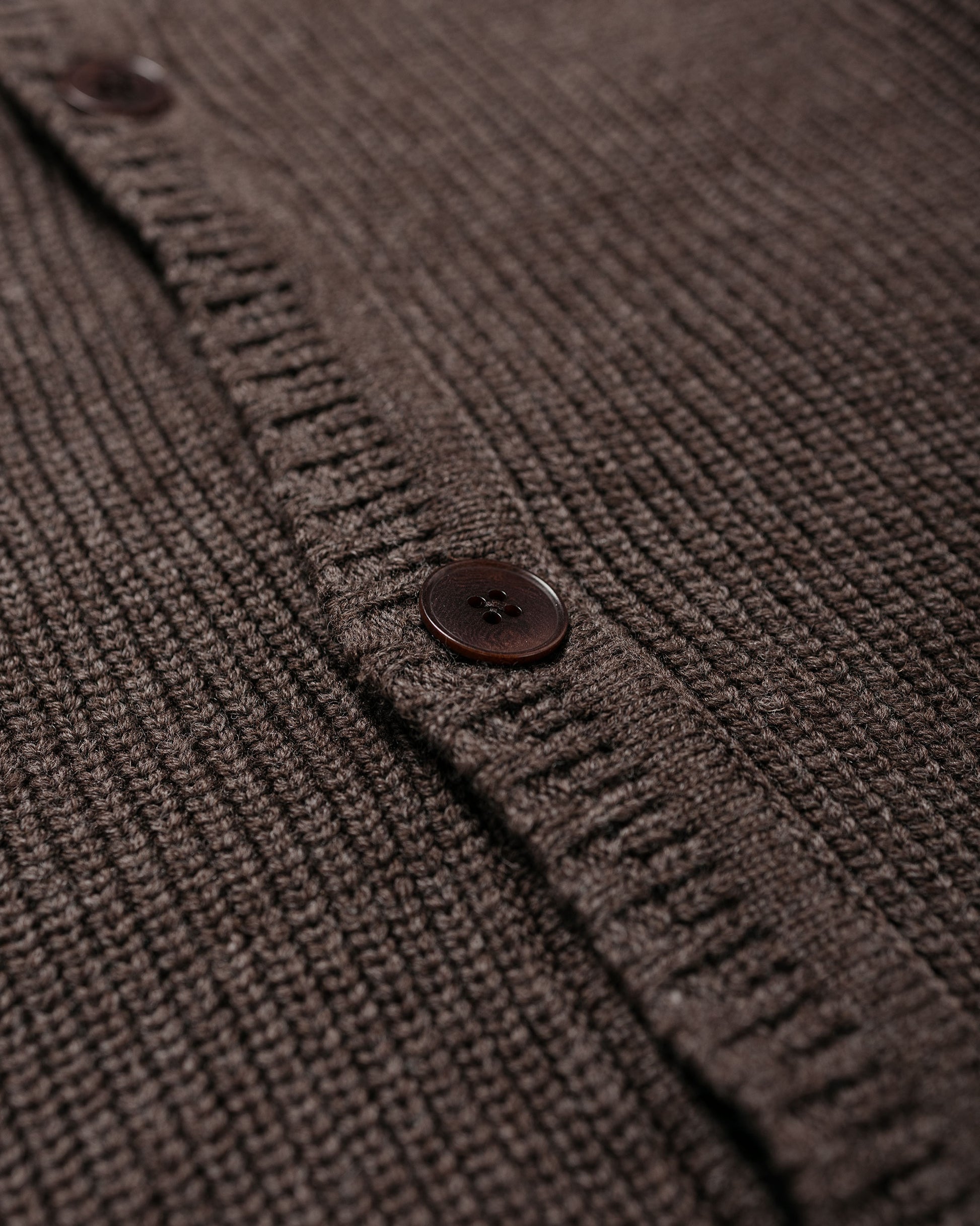 MAN-TLE R21Z1 'Machine Cardigan' Black Sheep