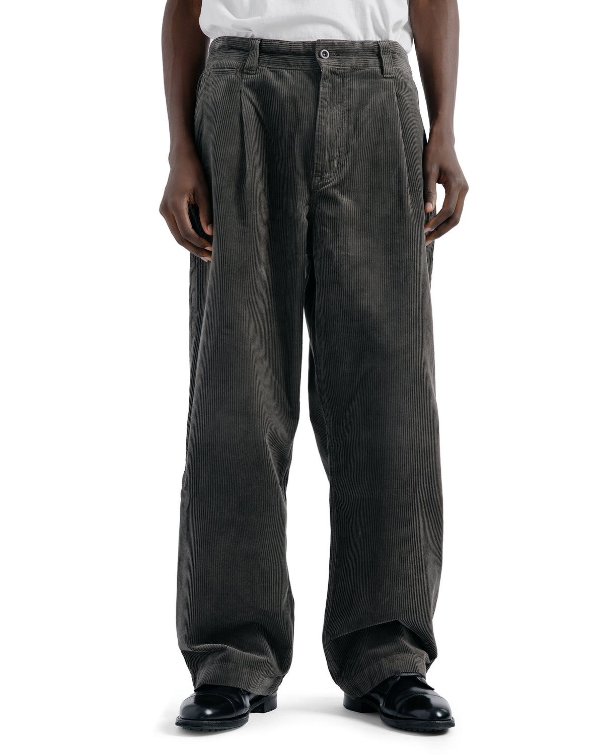 Norse Projects Volda Pleated Wide Wale Corduroy Trouser Beluga