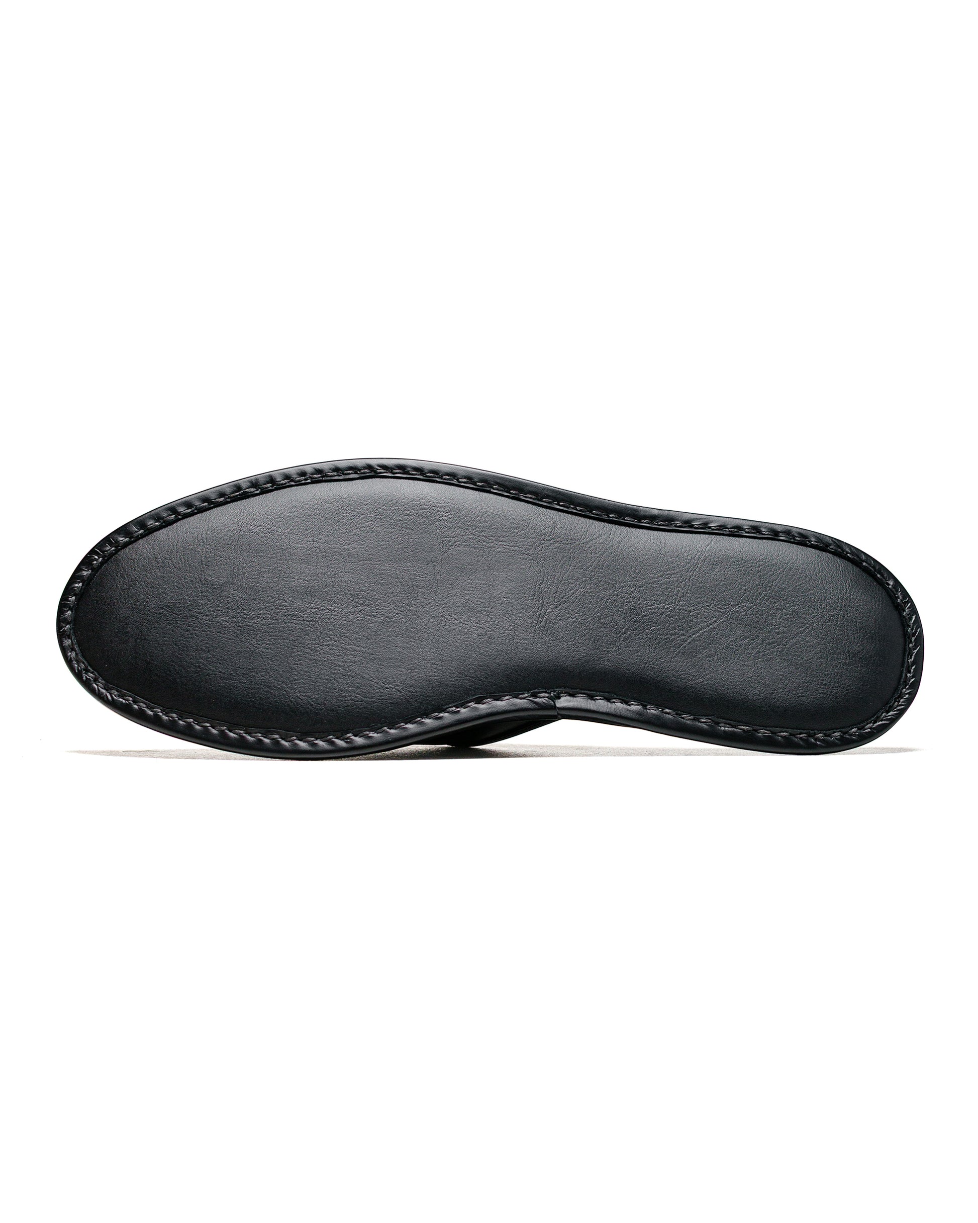 The Lakota House Slipper Black