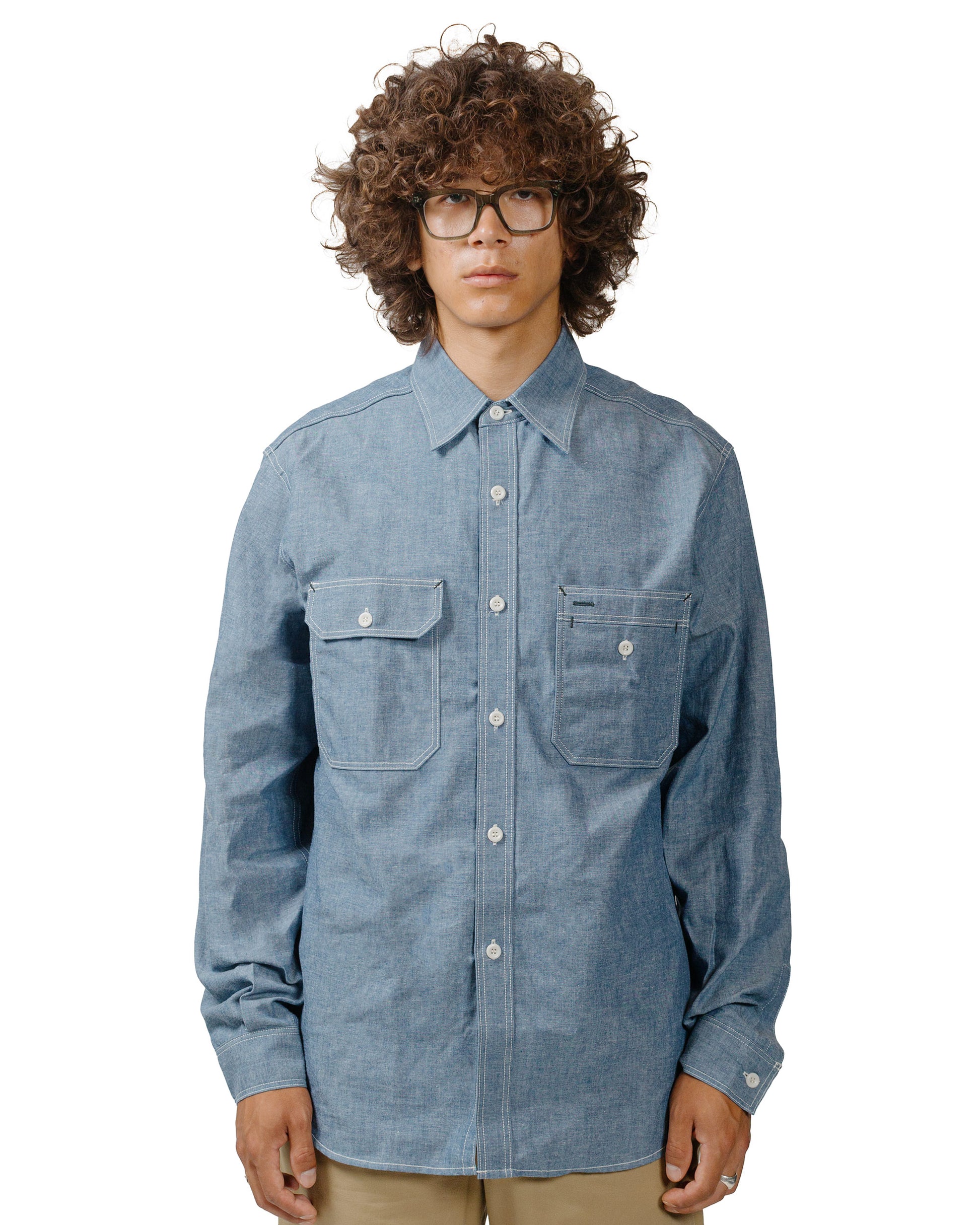 The Real McCoy's MS24004 8HU Chambray Serviceman Shirt Light Blue model front