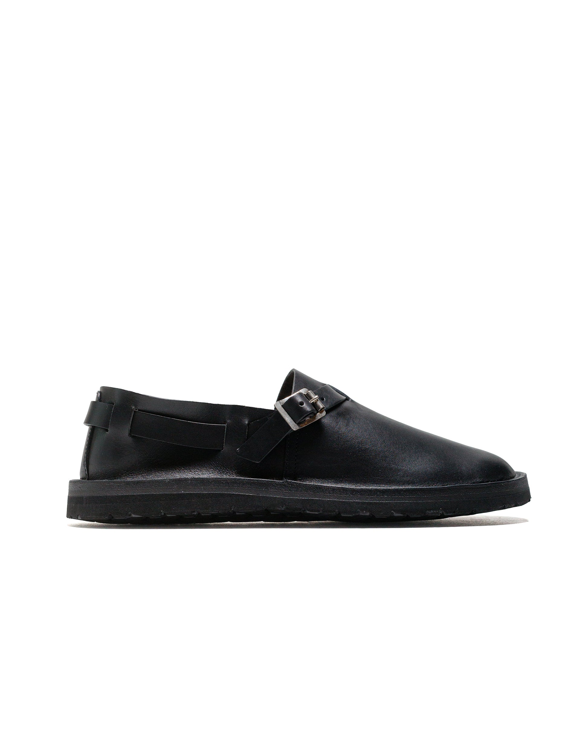 Tokyo Sandal Belt Hold Slip-On Black 