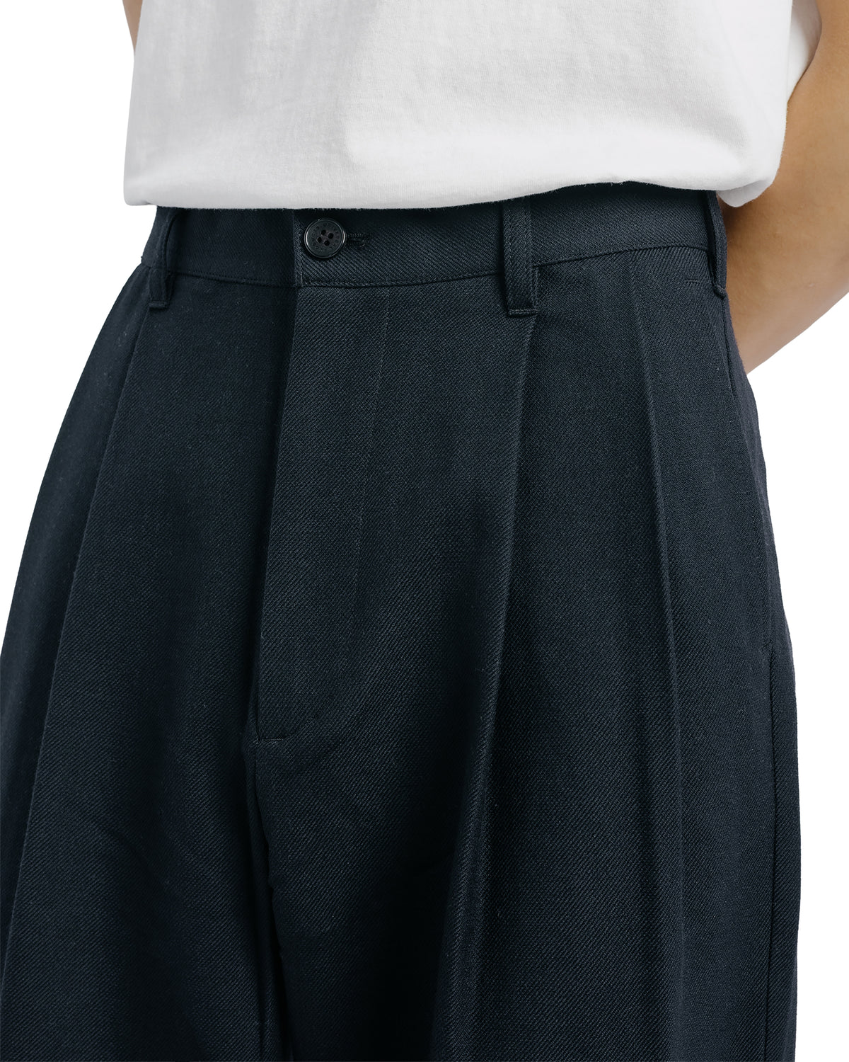 Universal Products Wool Cotton 2 Tuck Trousers Black